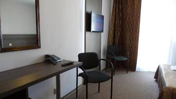 Фото номера Двухместный номер с 1 кроватью Отель Hotel Junior г. Замосць 5