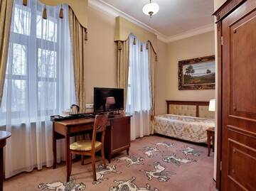 Фото номера Стандартный одноместный номер Отель Hotel Koronny г. Замосць 3