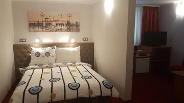 Фото номера Трехместный номер Отель Hotel Wojto г. Замосць 4
