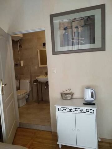 Фото номера Апартаменты Апартаменты Apartament na Starówce Skarbiec Wina г. Замосць 6
