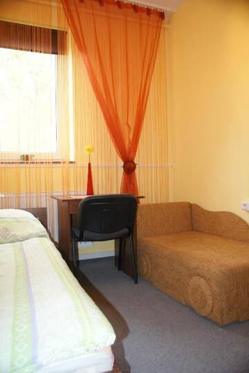 Фото номера Одноместный номер с общей ванной комнатой Хостелы Hostel Zamość г. Замосць 3